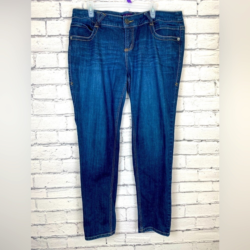 Z. Cavaricci Dark Wash Slim Straight Jeans size 20